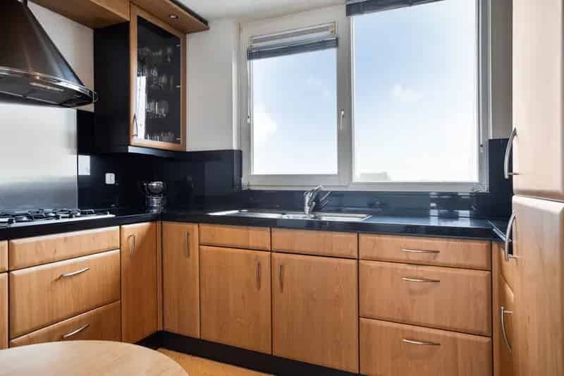 Ruim appartement Steenbergen 2 Balkons Berging Nabij Centrum
