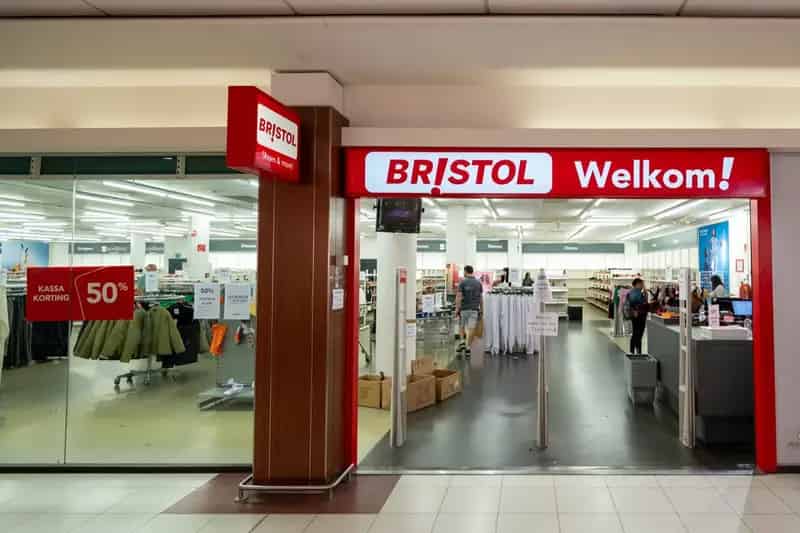 Winkel te huur Rotterdam Zuidplein 1228 m2