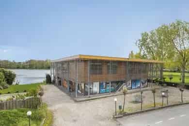 725m2 Winkelruimte te Koop Zevenhuizen: Bedrijfswoning Appartementen