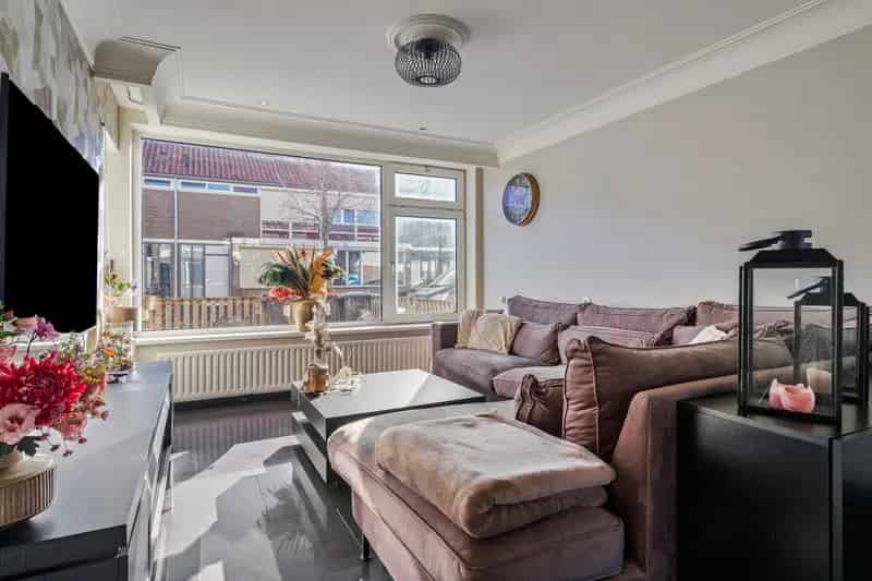 Huis te koop Almstraat Den Bosch Ruime Tussenwoning