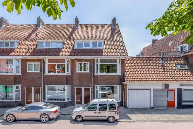 Huis te koop Rotterdam Overschie 189m2 4 slaapkamers 3 badkamers