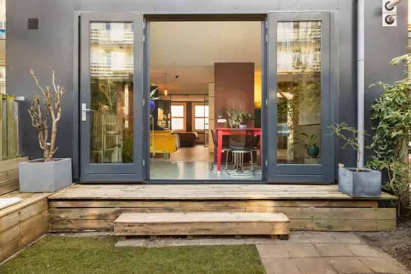Amsterdam appartement te koop: 76m² benedenhuis met tuin en tuinhuis