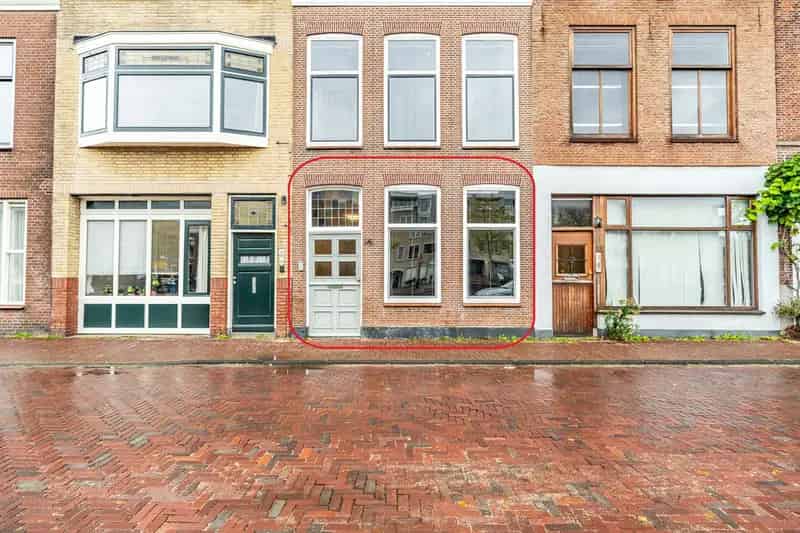 2 Kamer Appartement Leiden Centrum gerenoveerd
