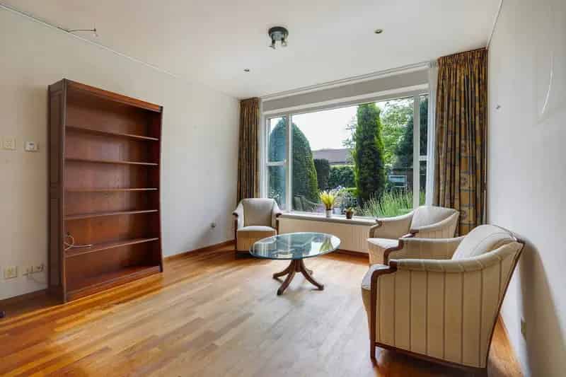 Huis te koop Naaldwijk 6 kamers 141m2 tuin berging