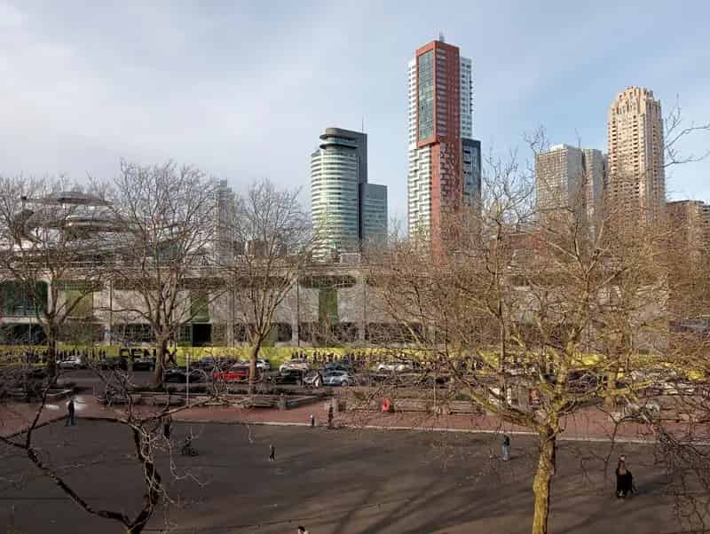 Mooie kamer Deliplein nabij openbaar vervoer