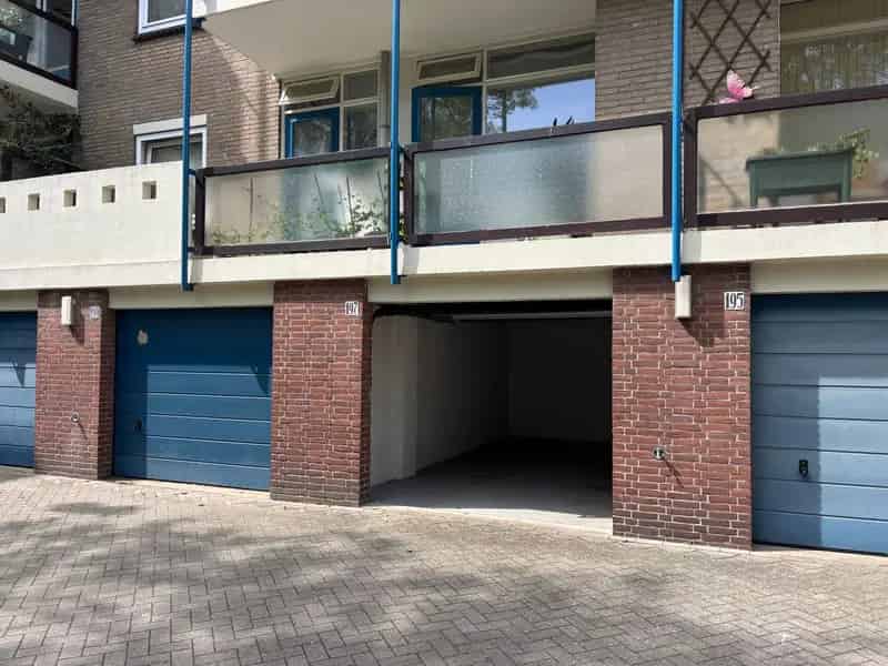 Garagebox te koop Willem Pijperstraat Den Haag