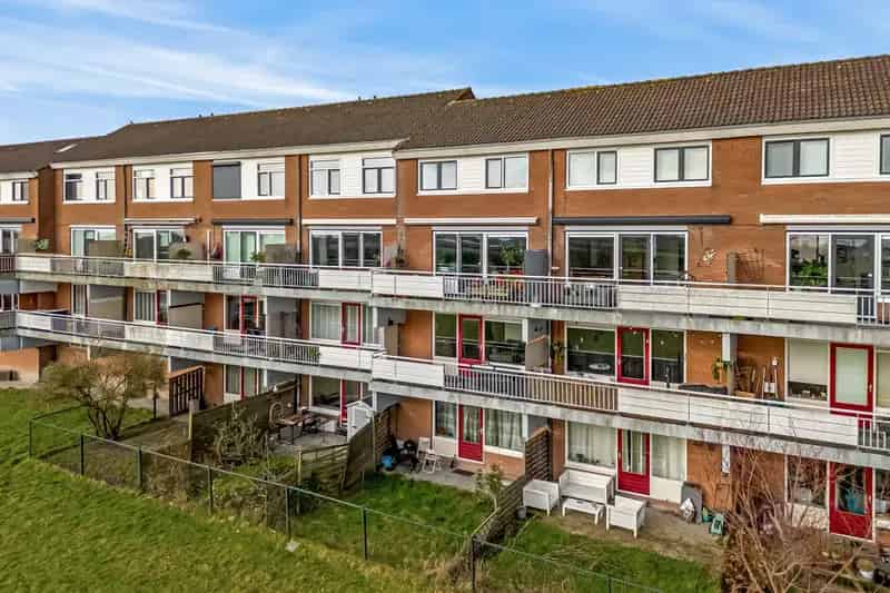 Appartement te koop Hoorn: 1 slaapkamer, balkon, Markermeer uitzicht