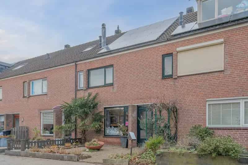 Huis te koop Hoofddorp: 3 slaapkamers, energielabel A, 12 zonnepanelen