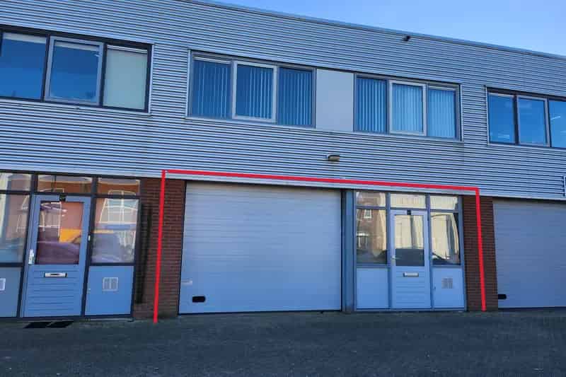 Bedrijfshal te Huur Zwaag 70m²