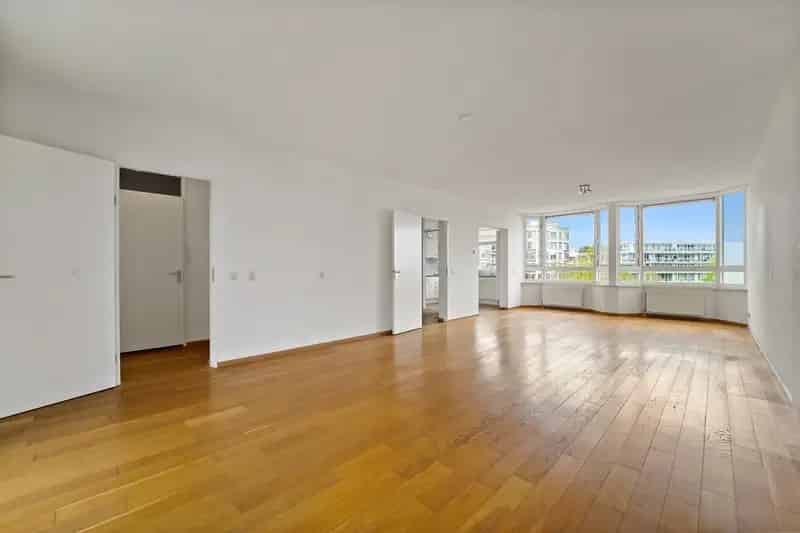 3-kamer appartement Archipelbuurt Den Haag 104m2  Eigen parkeerplaats