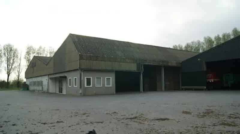 Loodsen Sirjansland 3550m2 Opslag Uien Aardappelen Kantoor