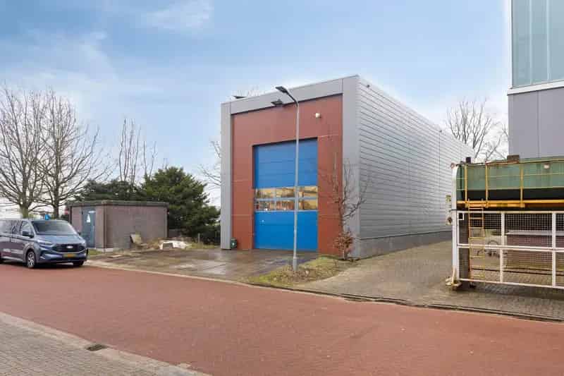 Bedrijfshal Oosthuizen | Zoek bedrijfshallen te koop: Ambachtsweg 15 1474 HV Oosthuizen 
