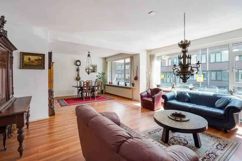 Ruim appartement 101m2 Provenierswijk Rotterdam Gemeenschappelijke Tuin 2400m2