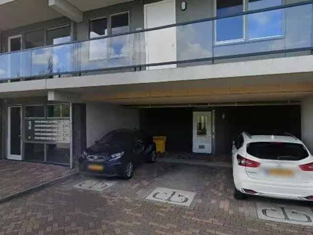 Appartement te huur Barendrecht: 3-kamer appartement naast station