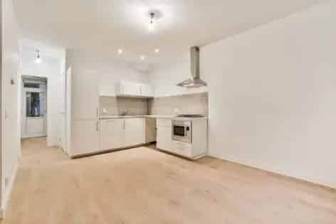 3 Kamer Appartement Amsterdam 59m² te Huur