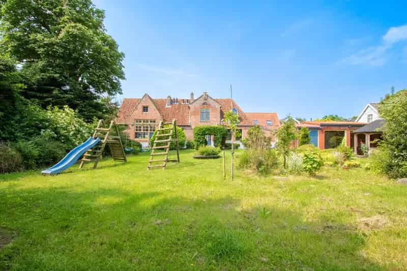 Monumentaal Pand Egmond aan den Hoef 196m2 Gerenoveerd