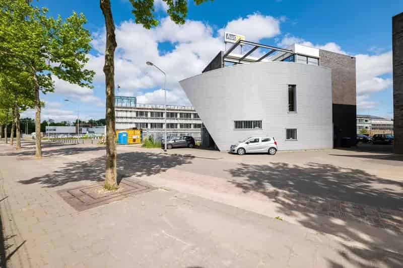 Kantoorgebouw te koop Dordrecht  Energielabel A++  Beleggingsobject