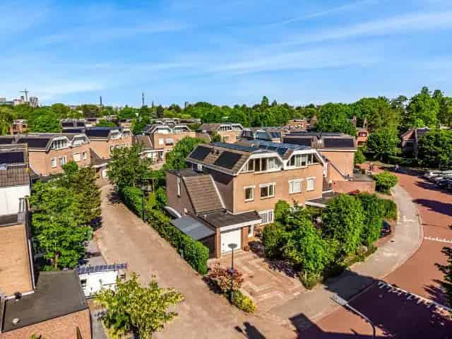 Moderne Hoekwoning Leiden 8 Kamers Grote Tuin