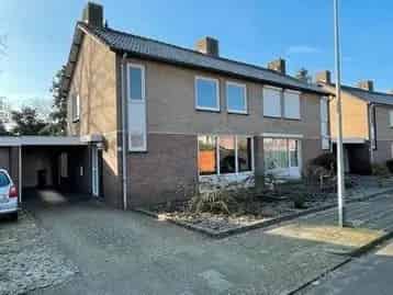 Te Huur 4 Kamer Huis Kessel