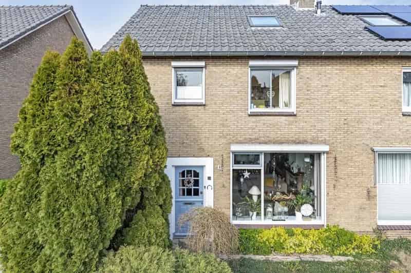 Huis Te Koop , 4, Mechteldstraat, Lobith, Gelderland