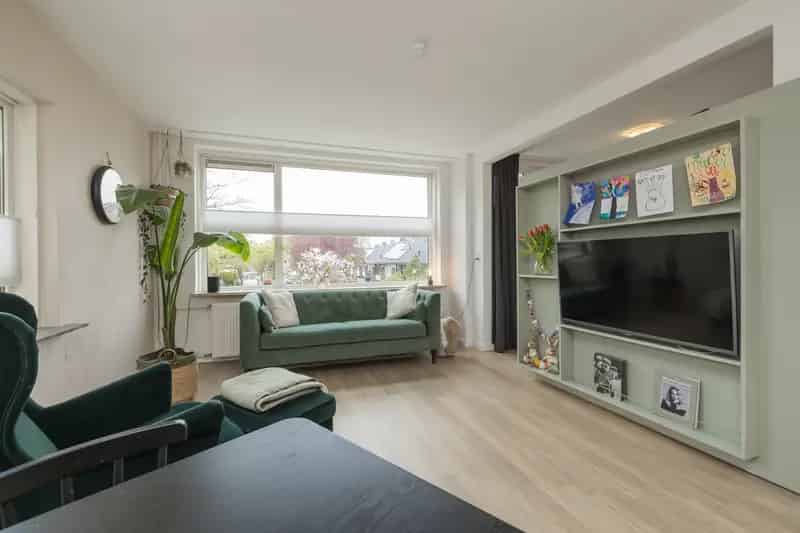 Licht Hoekappartement Oranjewijk Leiderdorp 2 Balkons