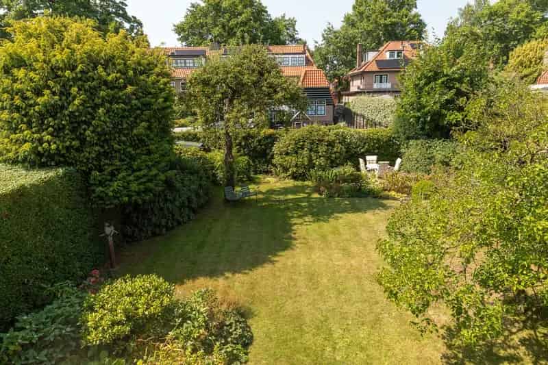 Huis te koop: Pieter de Hooghlaan 28 1213 BV Hilversum | Funda