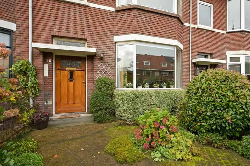 Huis te koop Wassenaar: Ruim familiehuis met tuin