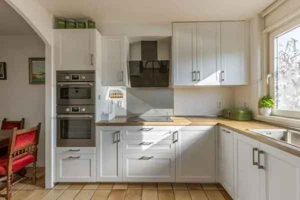 4 Slaapkamers Ruime Tuin Almere 8 Zonnepanelen Luxe Keuken Badkamer