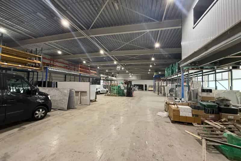 Bedrijfshal te huur Delft Einsteinweg 1325m²