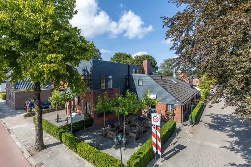 Ruime woning met bedrijfsruimte te Slochteren
