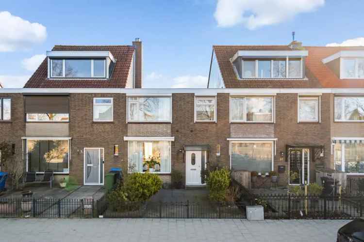 Huis te koop: Van Byemontsingel 10 3195 TA Pernis Rotterdam 