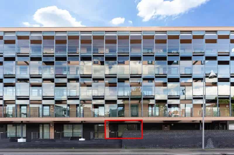 Appartement te koop Apeldoorn: Modern 4-kamer appartement nabij station