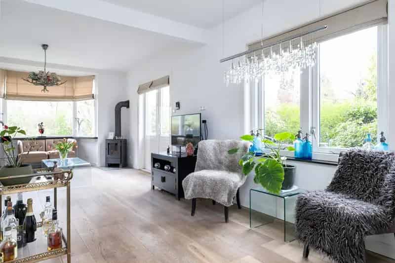 Huis Te Koop , 8, Jut van Breukelerwaardlaan, Laag-Soeren, Gelderland