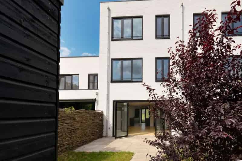 Moderne 6 Slaapkamers Huis te Koop Muiden 2022