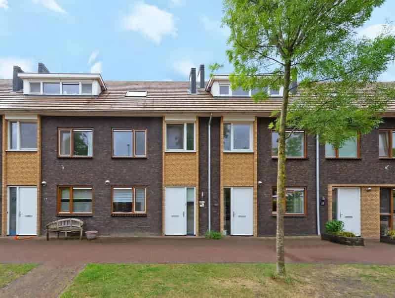 Huis te koop: Lient 19 3829 EJ Hooglanderveen | Funda