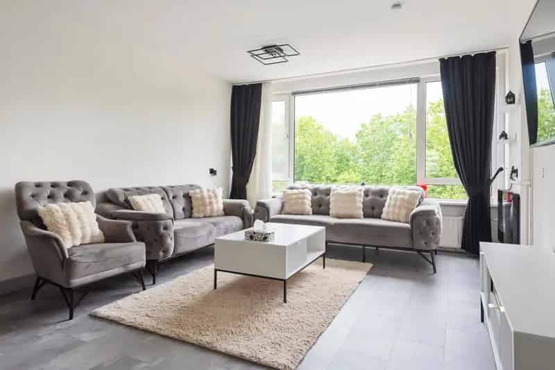 Appartement te koop Wormerveer: modern 4-kamer appartement 80m2