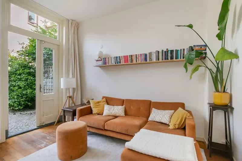 Herenhuis Utrecht Servaasbolwerk 6  2 slaapkamers tuin kelder