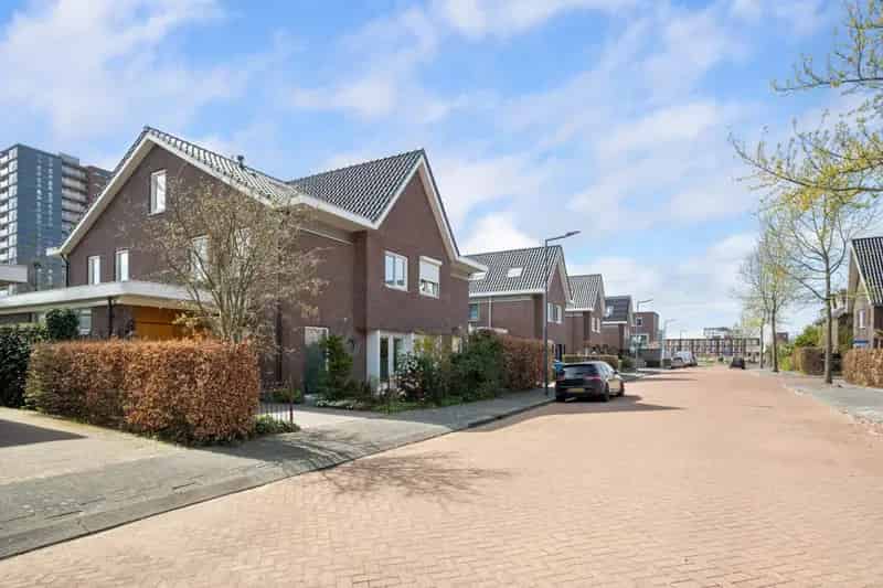 Tweekapper Nesselande 201m2 Aan Het Water 3 slaapkamers