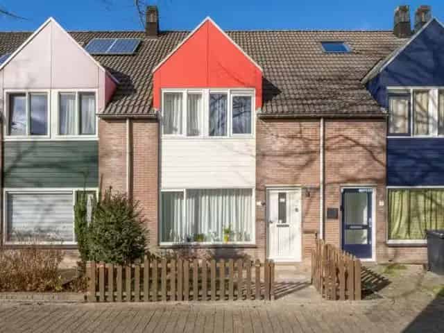 Tussenwoning 4 slaapkamers 115m2 Energielabel A Klaproos Zwaag