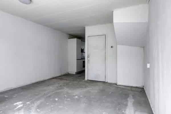 Tussenwoning Hoogvliet 71m2 3 Kamers Moderne Keuken Tuin