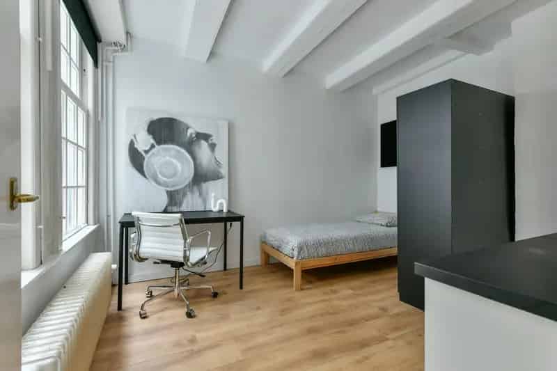Studio Appartement Oudezijds Voorburgwal Amsterdam