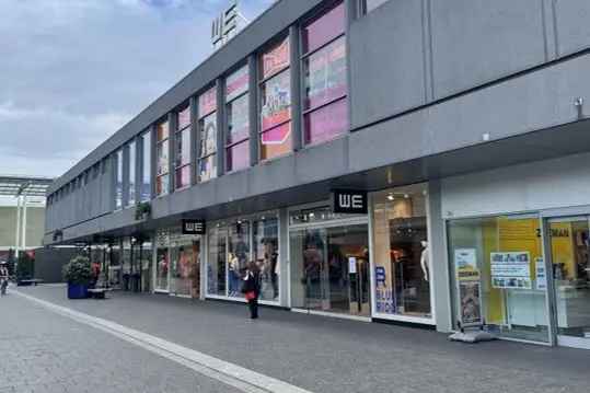 Winkel Eindhoven | Zoek winkels te huur: Winkelcentrum Woensel 38 5625 AC Eindhoven [funda in business]