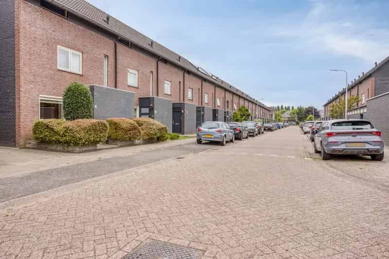 Huis te koop Tilburg Reeshof 4 slaapkamers