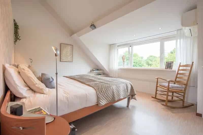 Ruime Tweekapper Lith Aan Maas 4 slaapkamers 2 badkamers