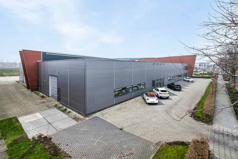 Bedrijfshal Heerhugowaard 2280m2 te huur Sport Leisure