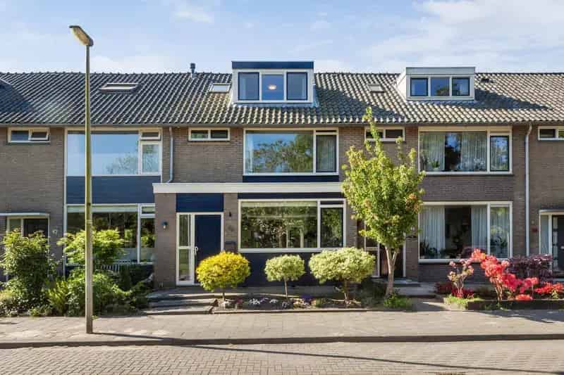 Huis Te Koop , 44, Jan Campertlaan, Waddinxveen, Zuid-Holland
