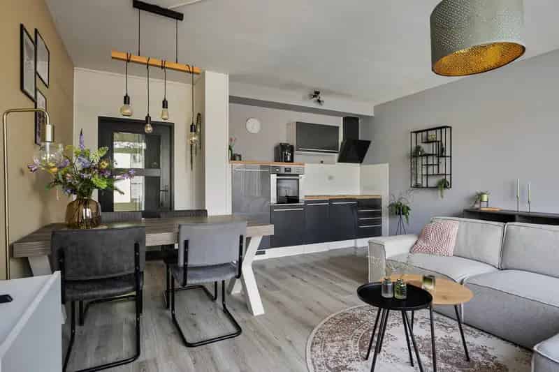 Gelijkvloerse Bungalow Nijmegen Zwanenveld: Ideaal voor Starters en Senioren