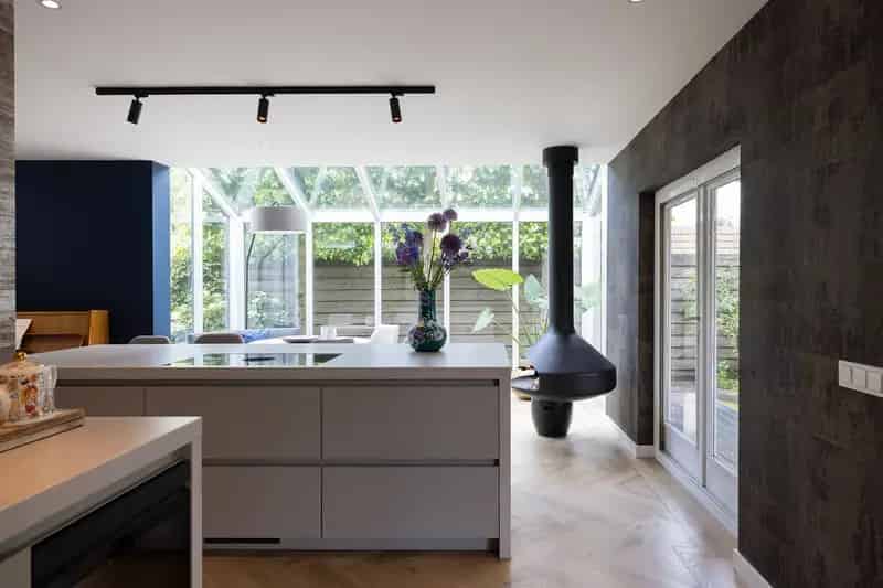 Huis te koop Loosdrecht: Luxe villa aan het water met 4 slaapkamers