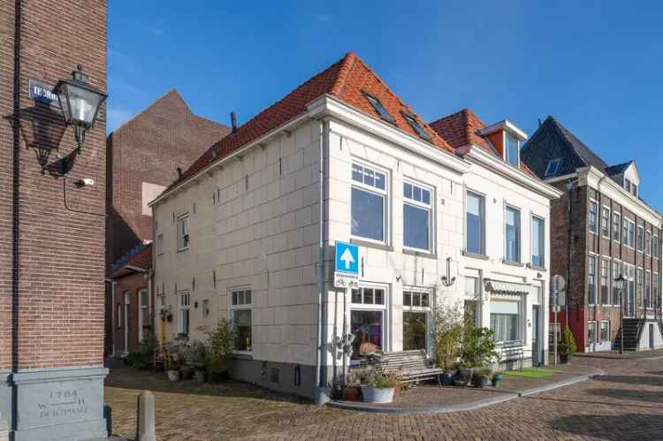 Charmant Hoekpand Thorbeckegracht Zwolle Historisch Geisoleerd