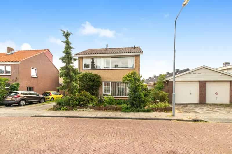 Vrijstaande woning Heemskerk - Wonen en werken gecombineerd